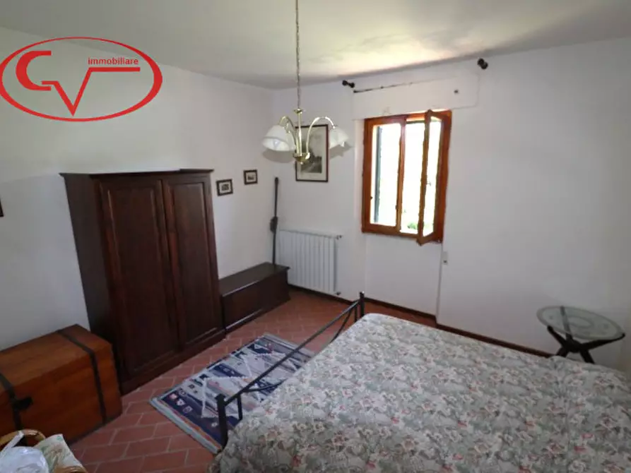 Immagine 12 di Casa bifamiliare in vendita  in gavignano a Bucine