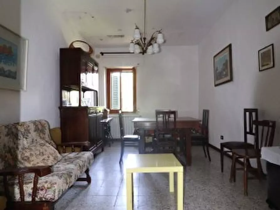 Immagine 16 di Casa bifamiliare in vendita  in gavignano a Bucine