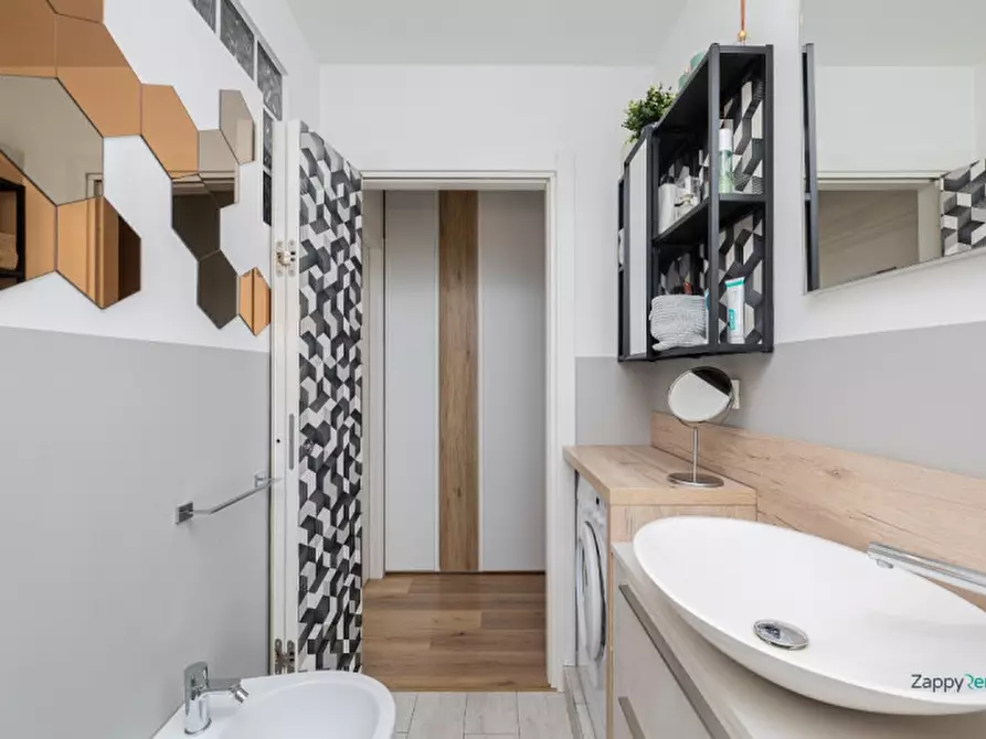 Immagine 10 di Appartamento in affitto  in Via Pier Francesco Mola, 37 a Milano