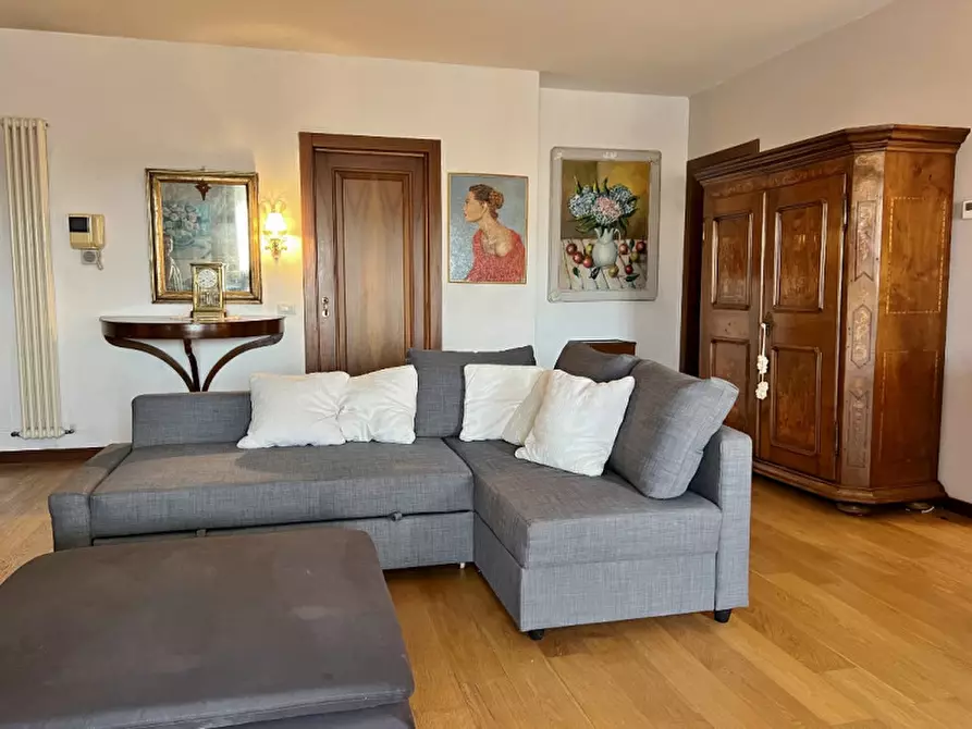 Immagine 3 di Appartamento in vendita  in Via Giacomo Medici a Vicenza