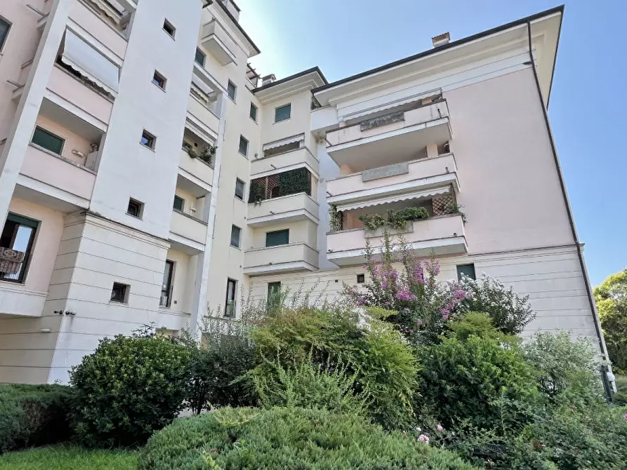 Immagine 27 di Appartamento in vendita  in Via Giacomo Medici a Vicenza