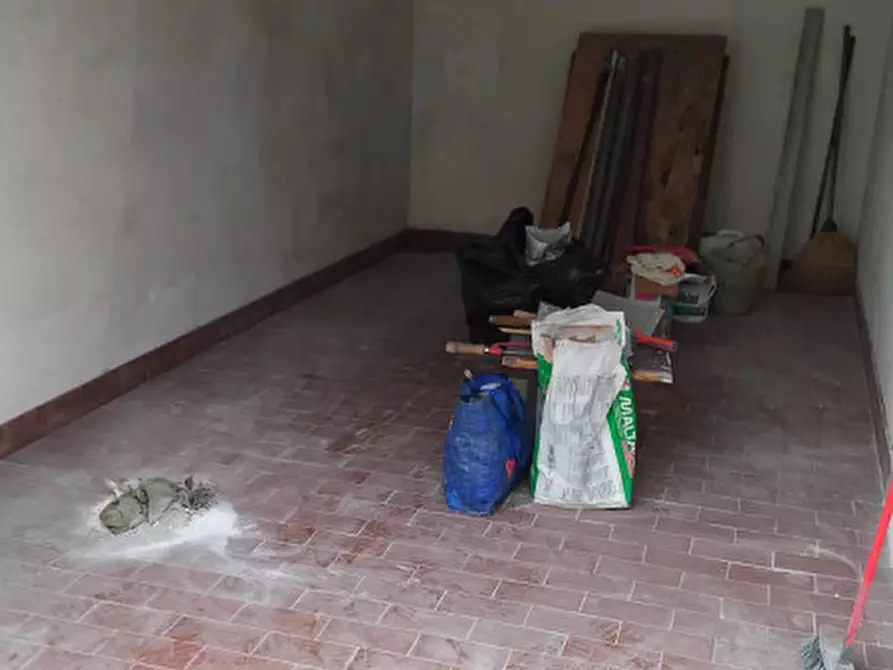 Immagine 1 di Garage in vendita  in via mattuglie 2 a Venezia