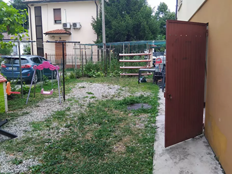 Immagine 4 di Garage in vendita  in via mattuglie 2 a Venezia