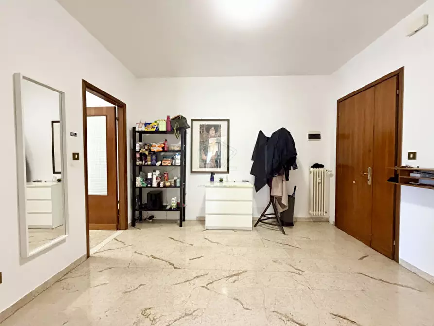 Immagine 5 di Appartamento in vendita  in Via Jacopo Crescini a Padova