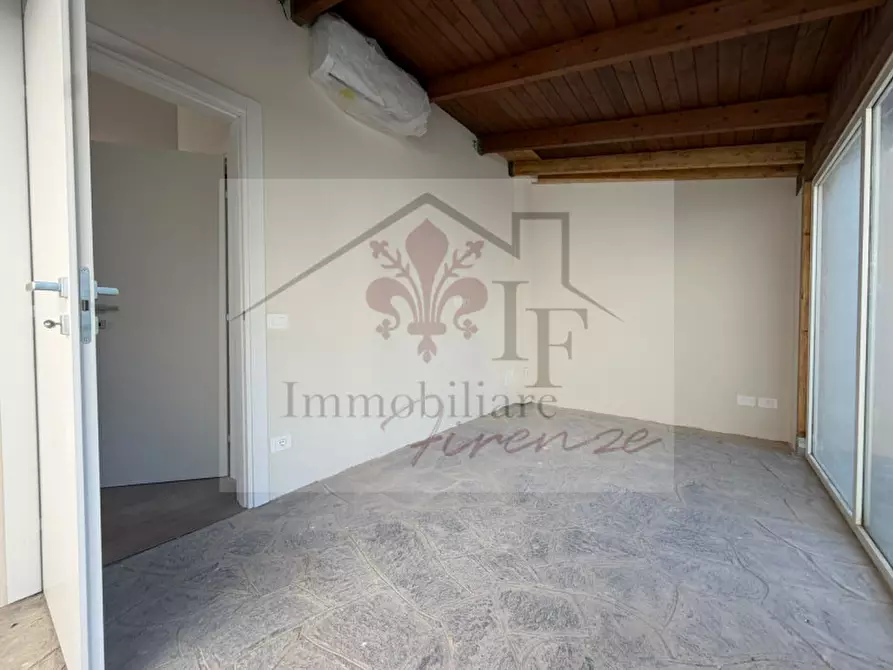 Immagine 3 di Appartamento in vendita  in Via Mario Calderara a Firenze