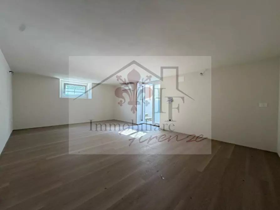 Immagine 9 di Appartamento in vendita  in Via Mario Calderara a Firenze
