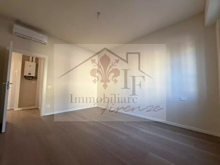 Immagine 20 di Appartamento in vendita  in Via Mario Calderara a Firenze