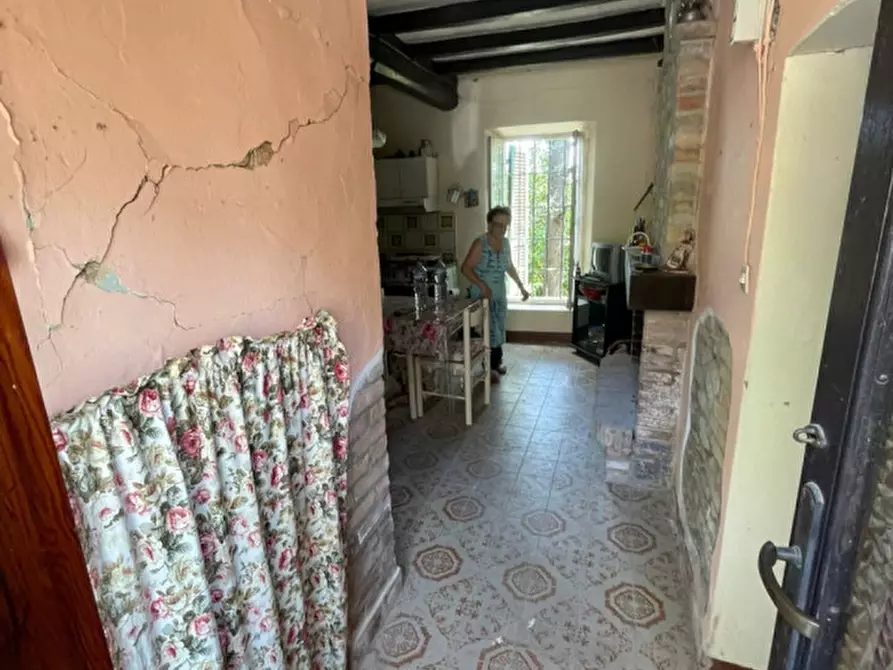 Immagine 1 di Casa indipendente in vendita  in La rocca di Bacedasco basso a Vernasca