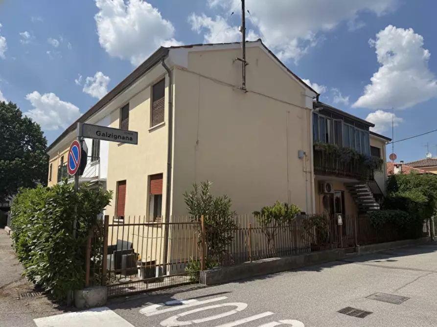 Immagine 1 di Appartamento in vendita  in Vicolo Galzignana a Battaglia Terme