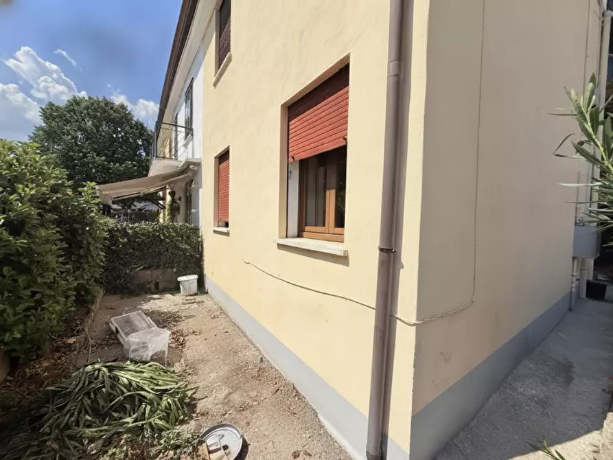 Immagine 3 di Appartamento in vendita  in Vicolo Galzignana a Battaglia Terme