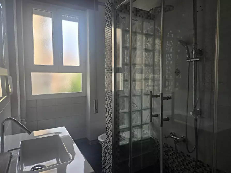 Immagine 11 di Appartamento in affitto  in Via Giannina Milli a Roma