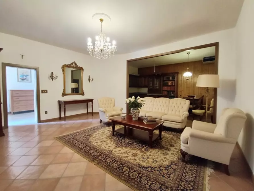 Immagine 1 di Rustico / casale in vendita  in via Maremagna a Vignola