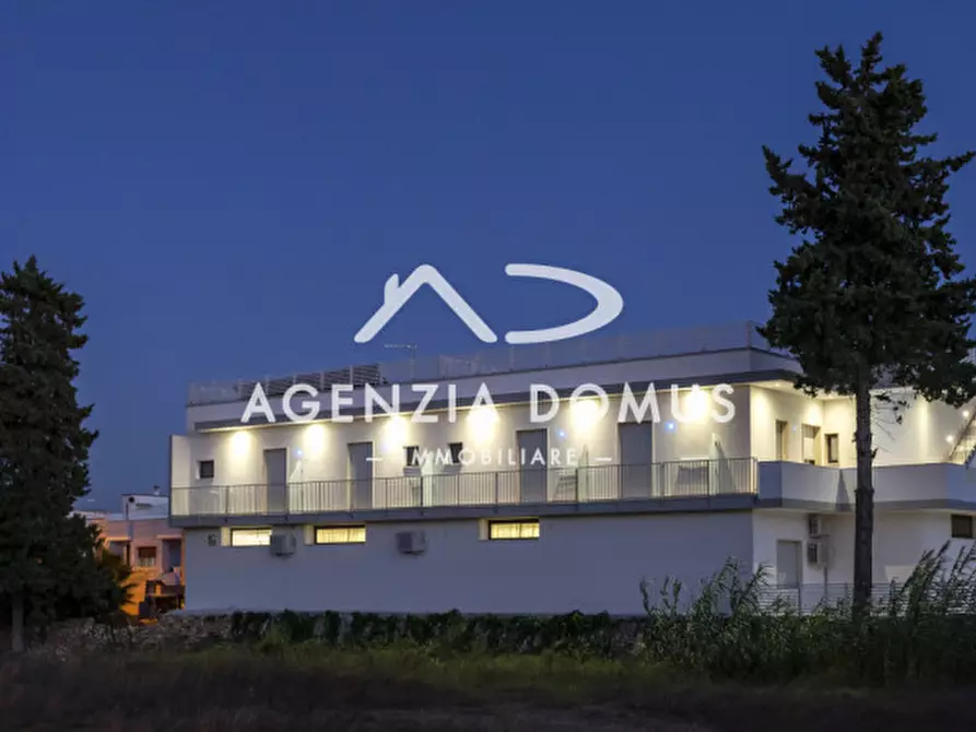 Immagine 2 di Hotel in vendita  in Via Monti a Racale