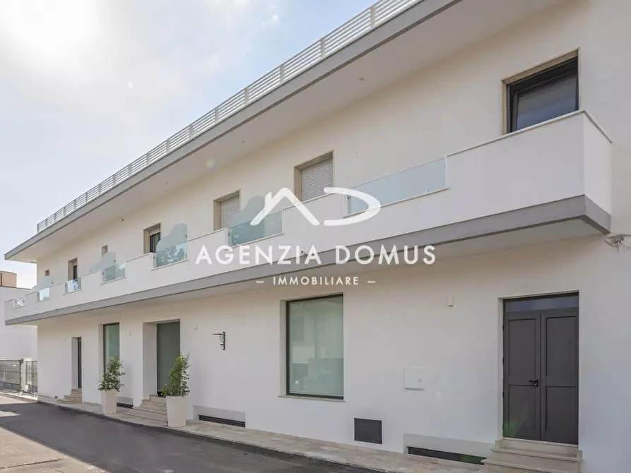 Immagine 4 di Hotel in vendita  in Via Monti a Racale