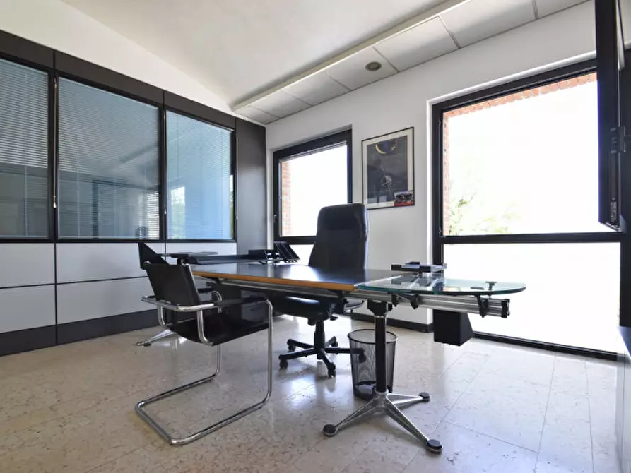 Immagine 18 di Ufficio in vendita  in Via Guglielmo Marconi 20 a Bussolengo