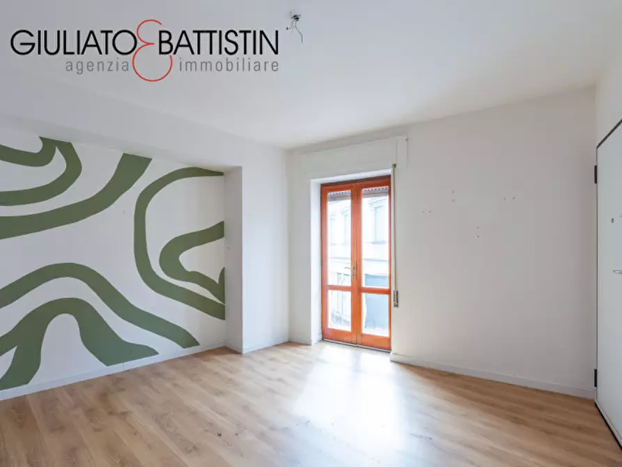 Immagine 1 di Appartamento in vendita  in VIA E. MONICO a Altavilla Vicentina