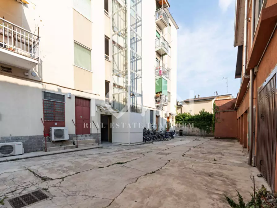 Immagine 34 di Appartamento in vendita  in Via Antonio Gramsci 5 a Novate Milanese