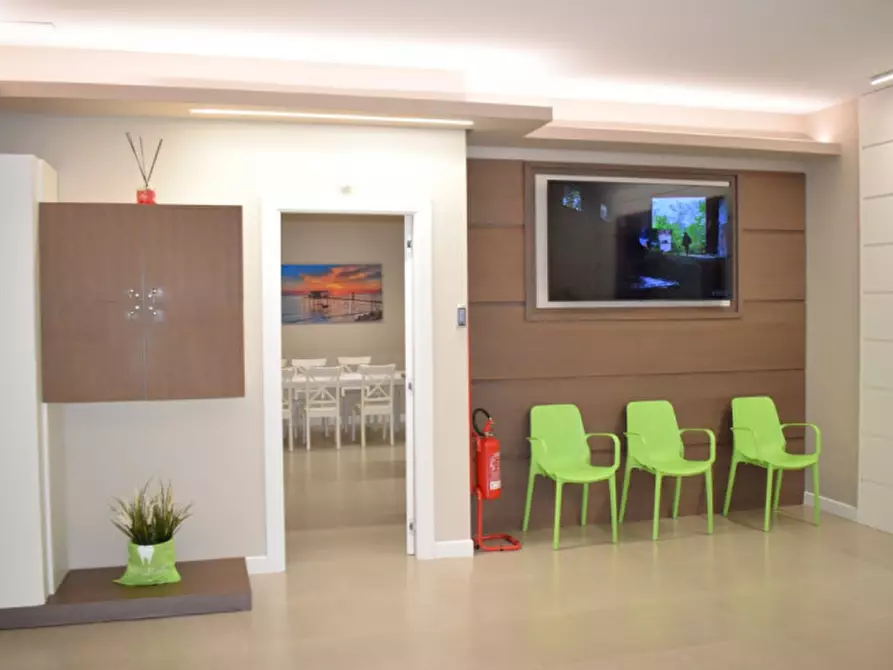 Immagine 8 di Negozio in vendita  in Via Di Sotto a Pescara