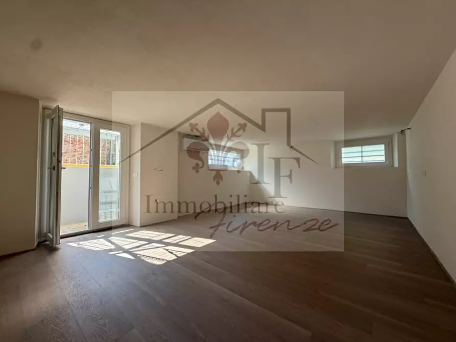 Immagine 3 di Appartamento in vendita  in Via Mario Calderara a Firenze