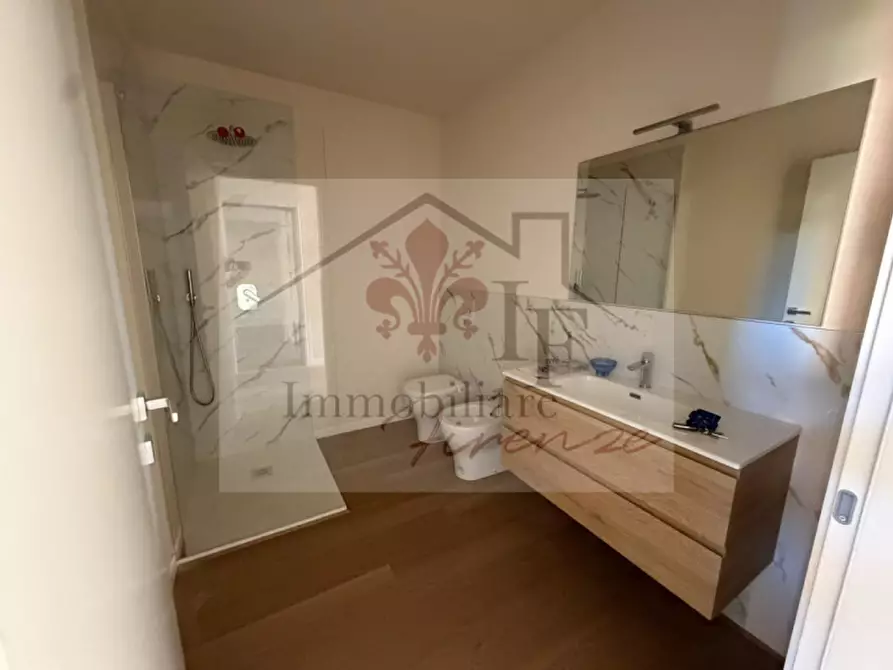 Immagine 10 di Appartamento in vendita  in Via Mario Calderara a Firenze