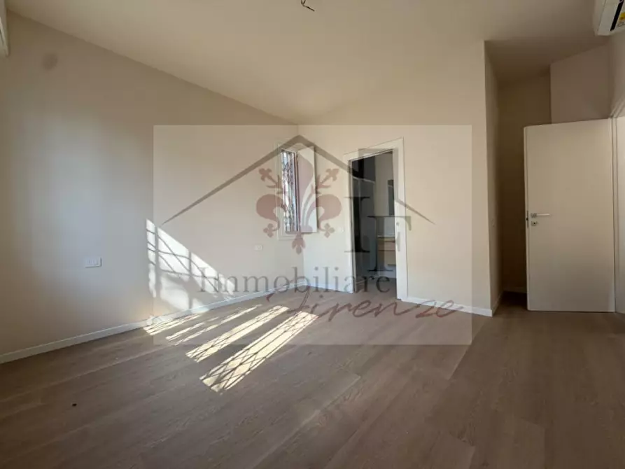 Immagine 13 di Appartamento in vendita  in Via Mario Calderara a Firenze