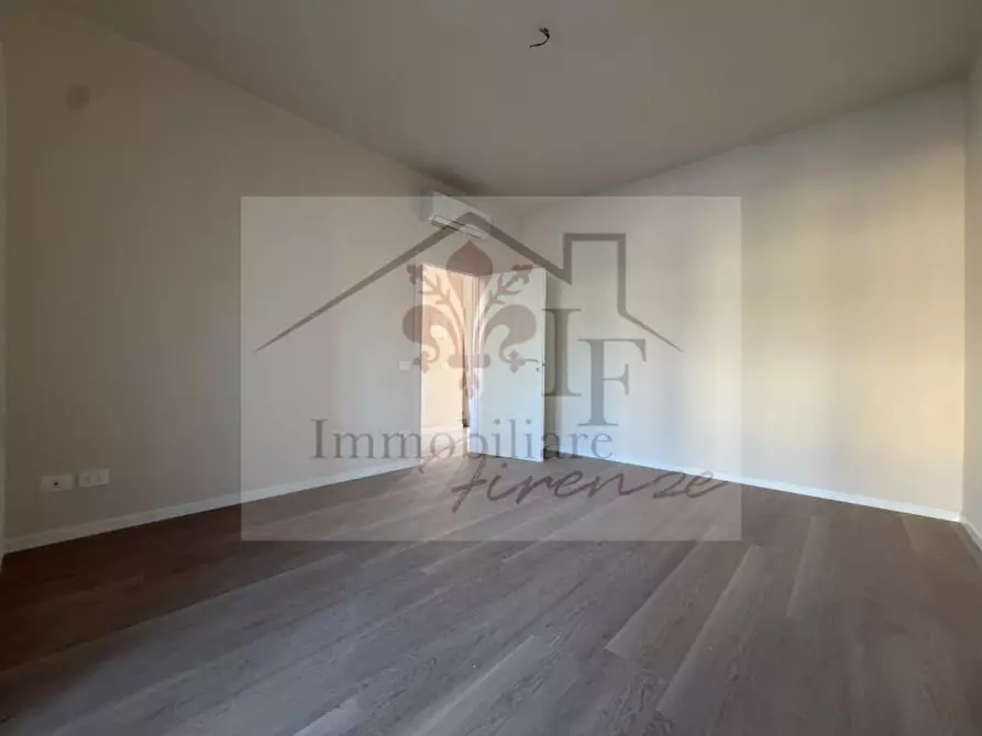 Immagine 14 di Appartamento in vendita  in Via Mario Calderara a Firenze