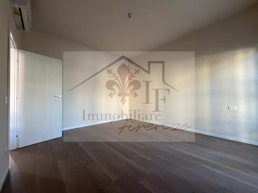 Immagine 16 di Appartamento in vendita  in Via Mario Calderara a Firenze