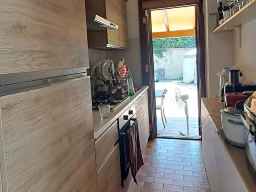 Immagine 5 di Villa in vendita  a Magione