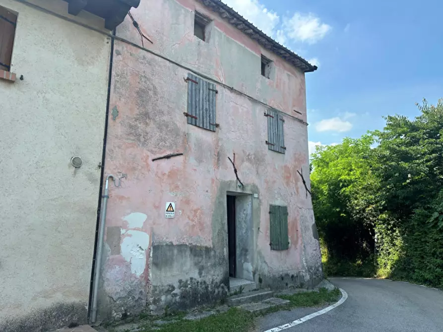 Immagine 2 di Rustico / casale in vendita  in Via Colombara 1 a Mussolente
