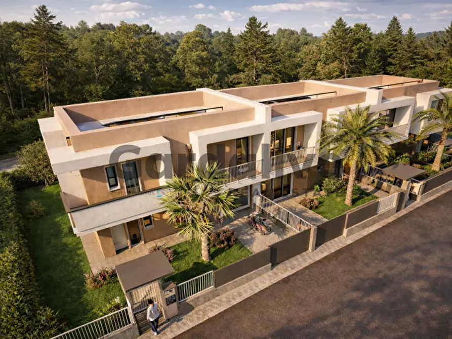 Immagine 12 di Villa in vendita  in Via Frassino 20 a Peschiera Del Garda