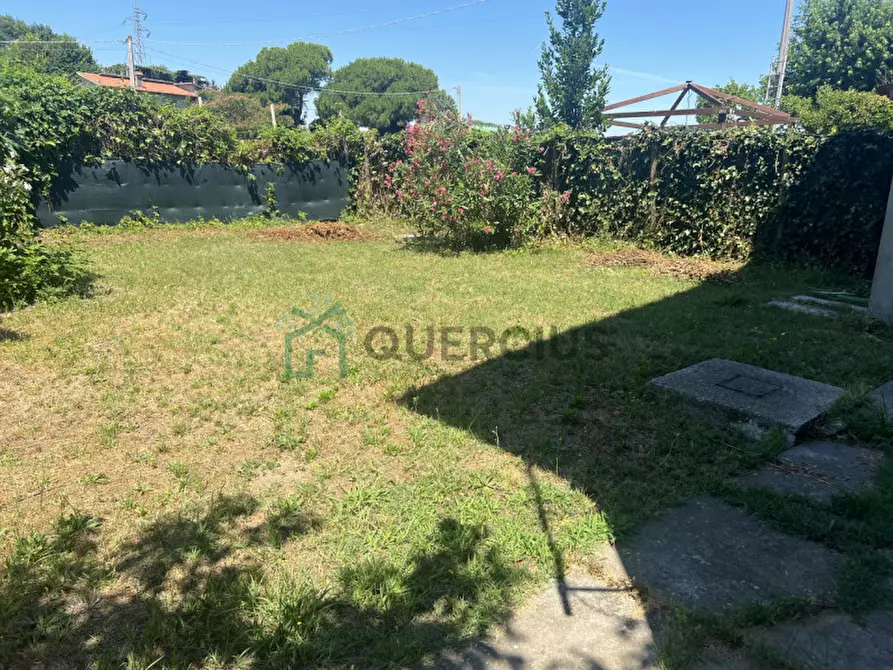 Immagine 1 di Casa bifamiliare in vendita  a Cavallino-Treporti