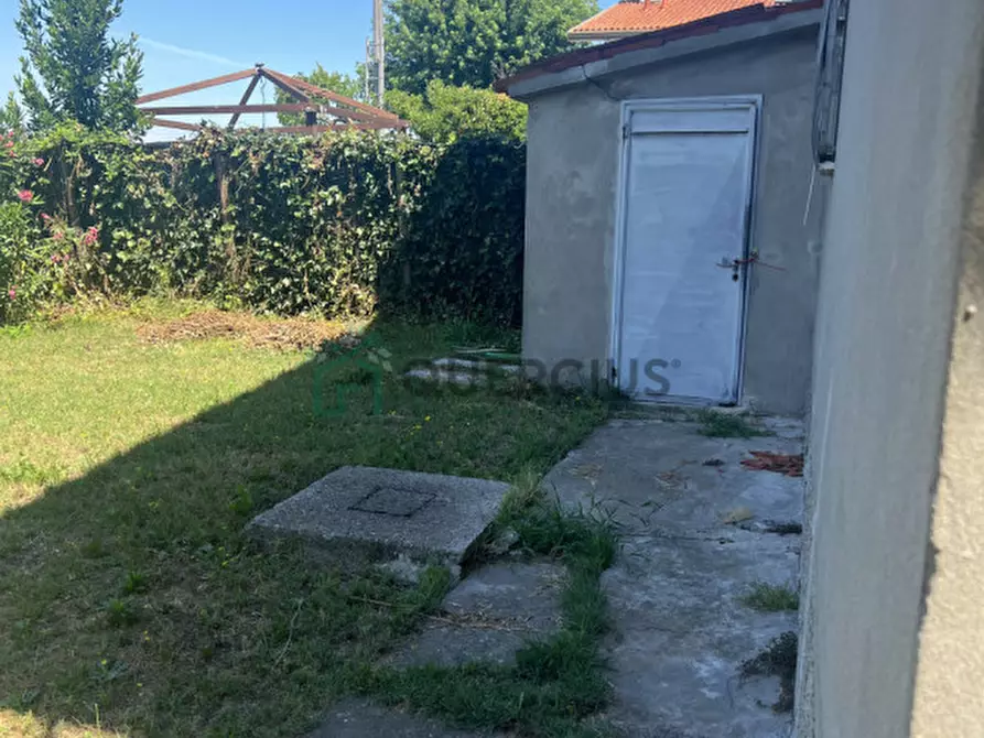 Immagine 2 di Casa bifamiliare in vendita  a Cavallino-Treporti