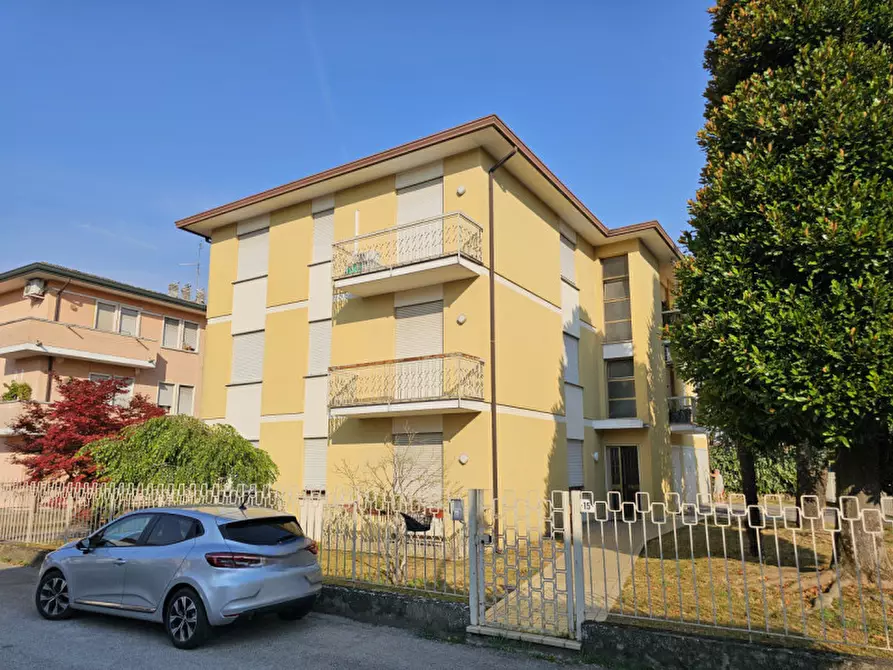 Immagine 10 di Appartamento in vendita  in VIA MARZIALE a Este