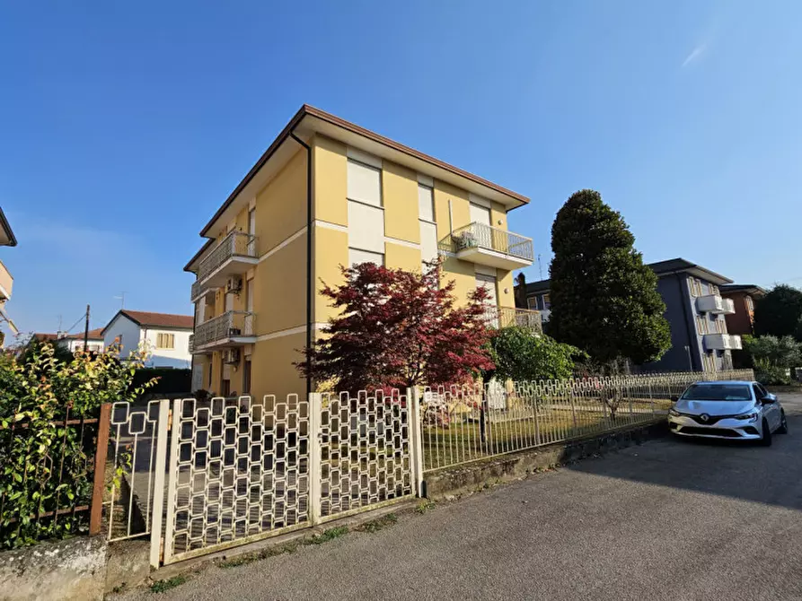 Immagine 3 di Appartamento in vendita  in VIA MARZIALE a Este