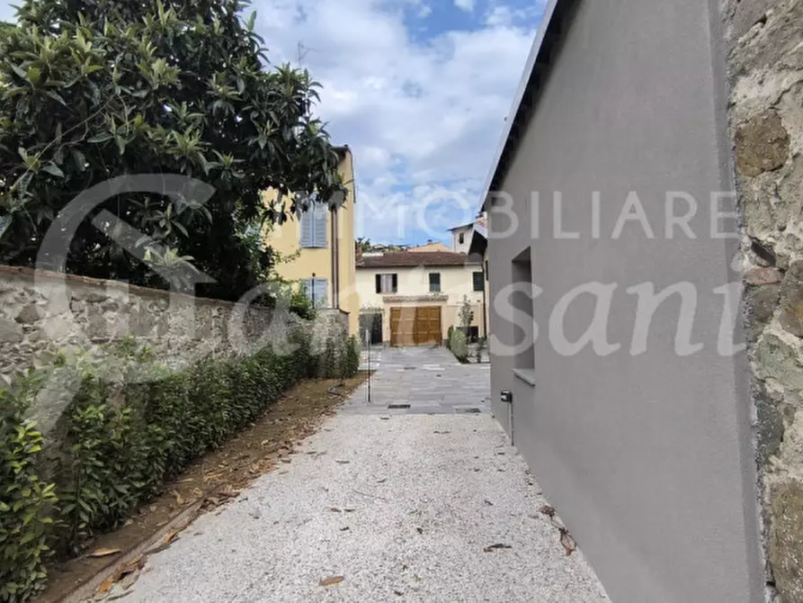 Immagine 4 di Appartamento in vendita  in Via Vittorio Emanuele Secondo a Firenze