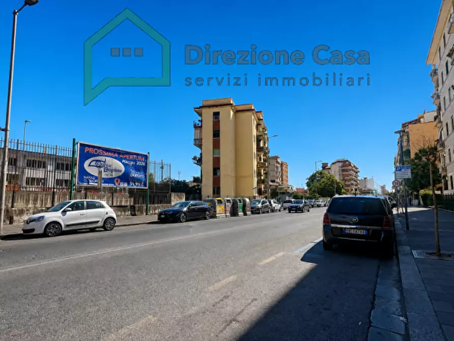 Immagine 38 di Attività commerciale in vendita  in VIA DIOCLEZIANO a Napoli