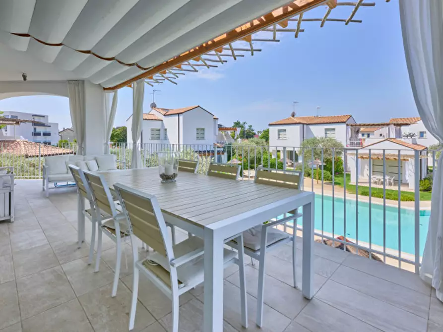 Immagine 1 di Appartamento in vendita  a Jesolo