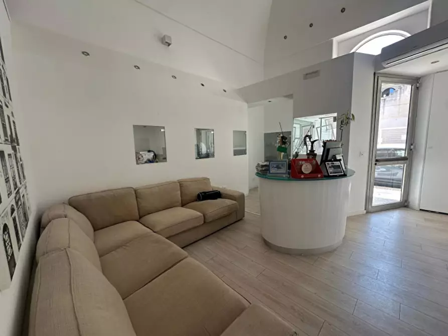 Immagine 8 di Negozio in vendita  in Via Petrelli, 7, 73014 Gallipoli LE, Italia a Gallipoli