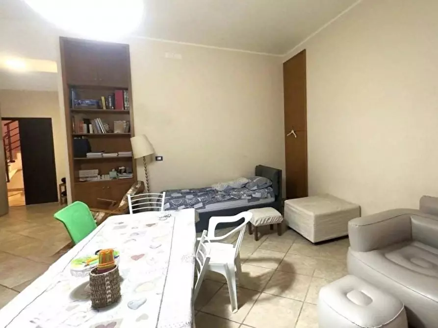 Immagine 12 di Appartamento in vendita  in Via Raffaele Marra, 8, 73044 Galatone LE, Italia a Galatone