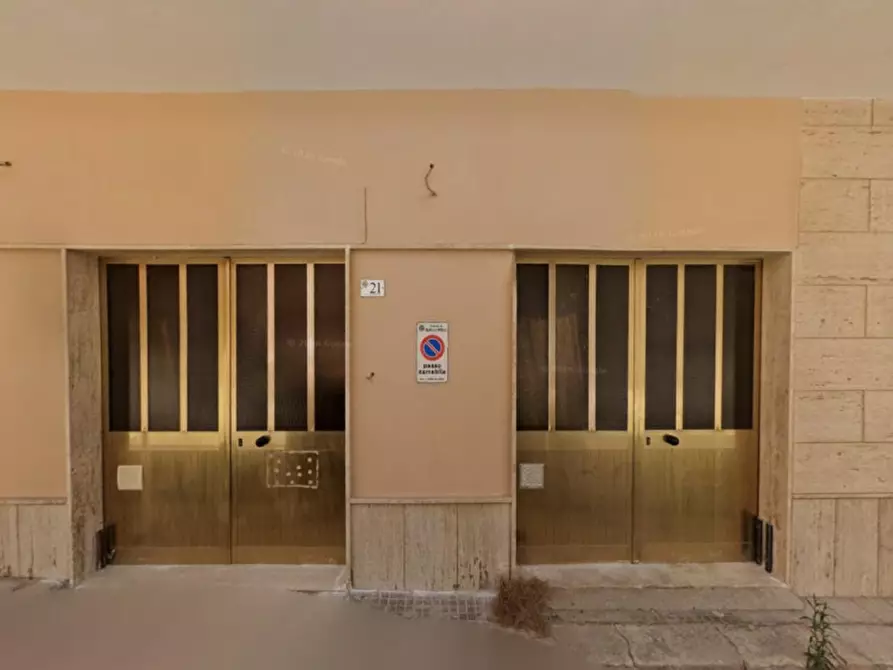 Immagine 1 di Magazzino in vendita  in Via 33 Baroni, 73014 Gallipoli LE, Italia a Gallipoli