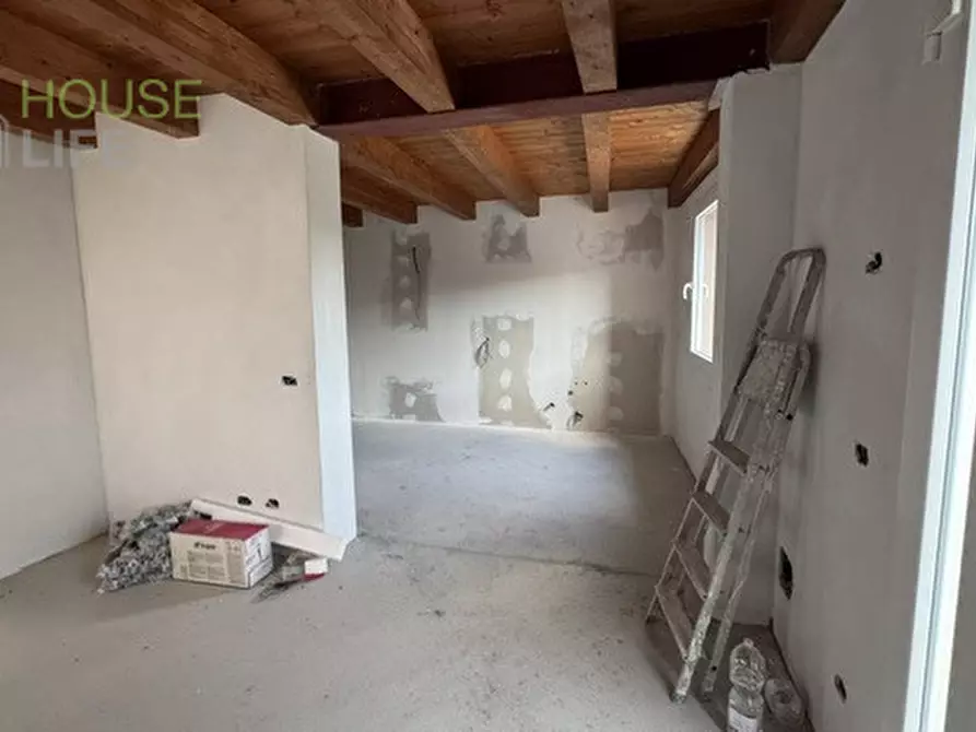 Immagine 10 di Villetta a schiera in vendita  in via Pianezza a Schio