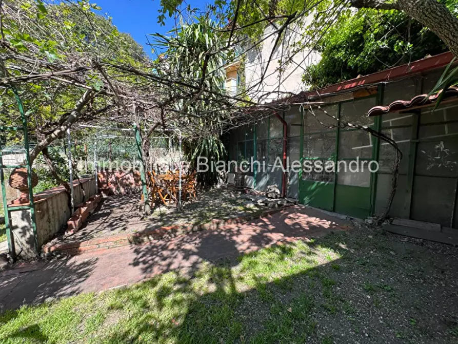 Immagine 2 di Appartamento in vendita  in Via Enrico Petrella 56 a Firenze