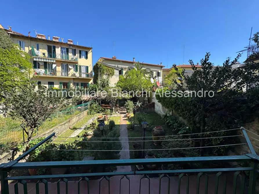 Immagine 14 di Appartamento in vendita  in Via Enrico Petrella 56 a Firenze