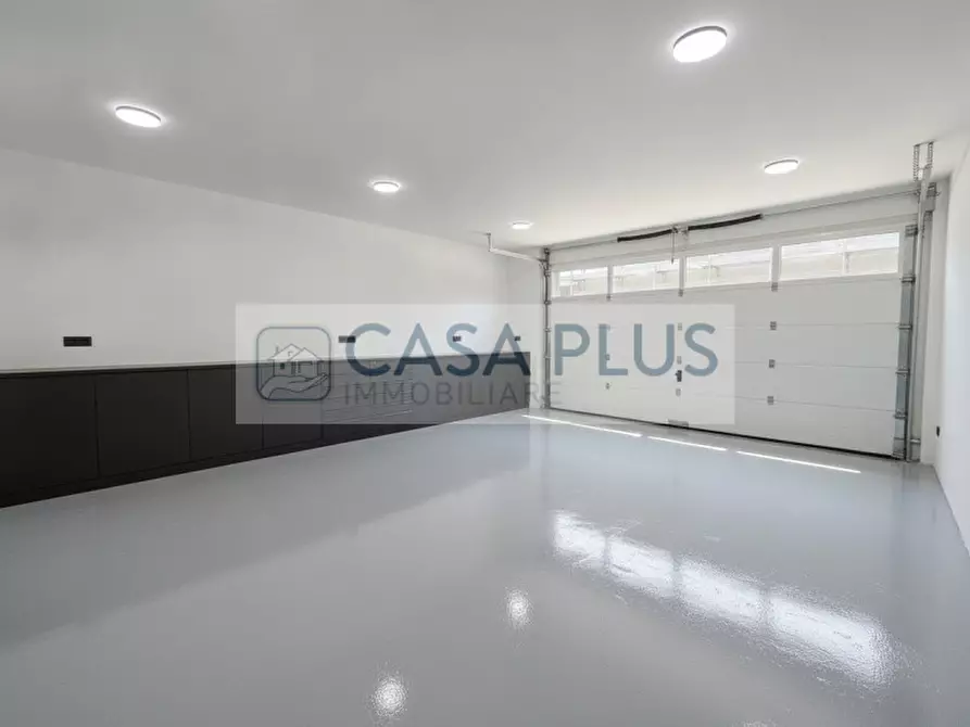 Immagine 4 di Casa bifamiliare in vendita  a Rossano Veneto