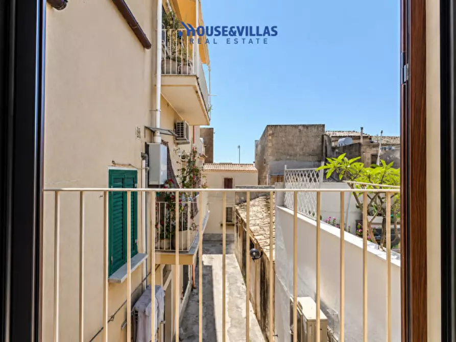 Immagine 25 di Casa indipendente in vendita  in Via Giuseppe Garibaldi a Noto
