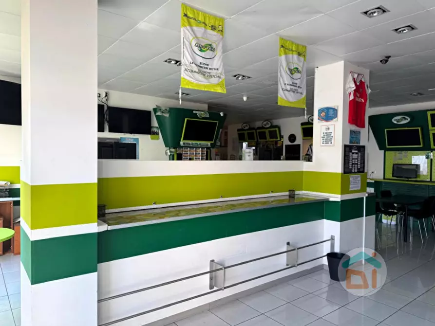 Immagine 6 di Attività commerciale in vendita  in Via Giacomo Matteotti, 18 a Monfalcone
