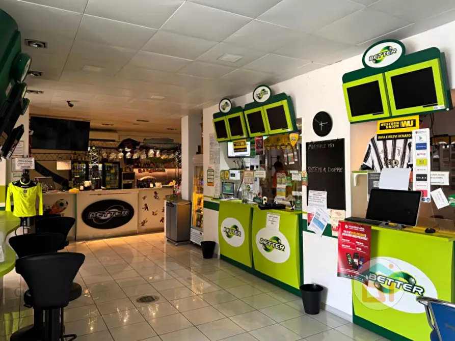 Immagine 15 di Attività commerciale in vendita  in Via Giacomo Matteotti, 18 a Monfalcone