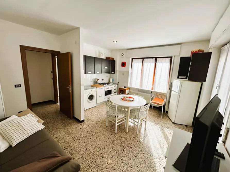Immagine 2 di Appartamento in vendita  in Via Relama a Rovegno