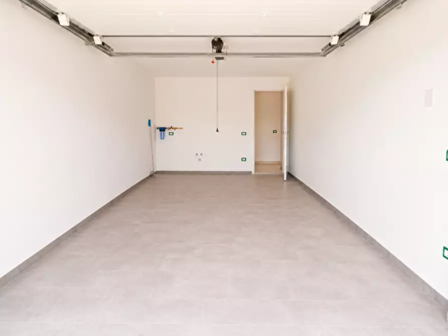 Immagine 10 di Attico in vendita  a Masera' Di Padova
