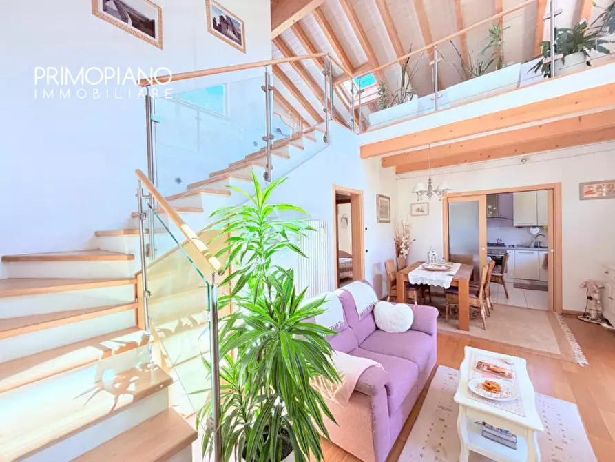 Immagine 1 di Villa in vendita  in Frazione Frisanchi a Altopiano Della Vigolana